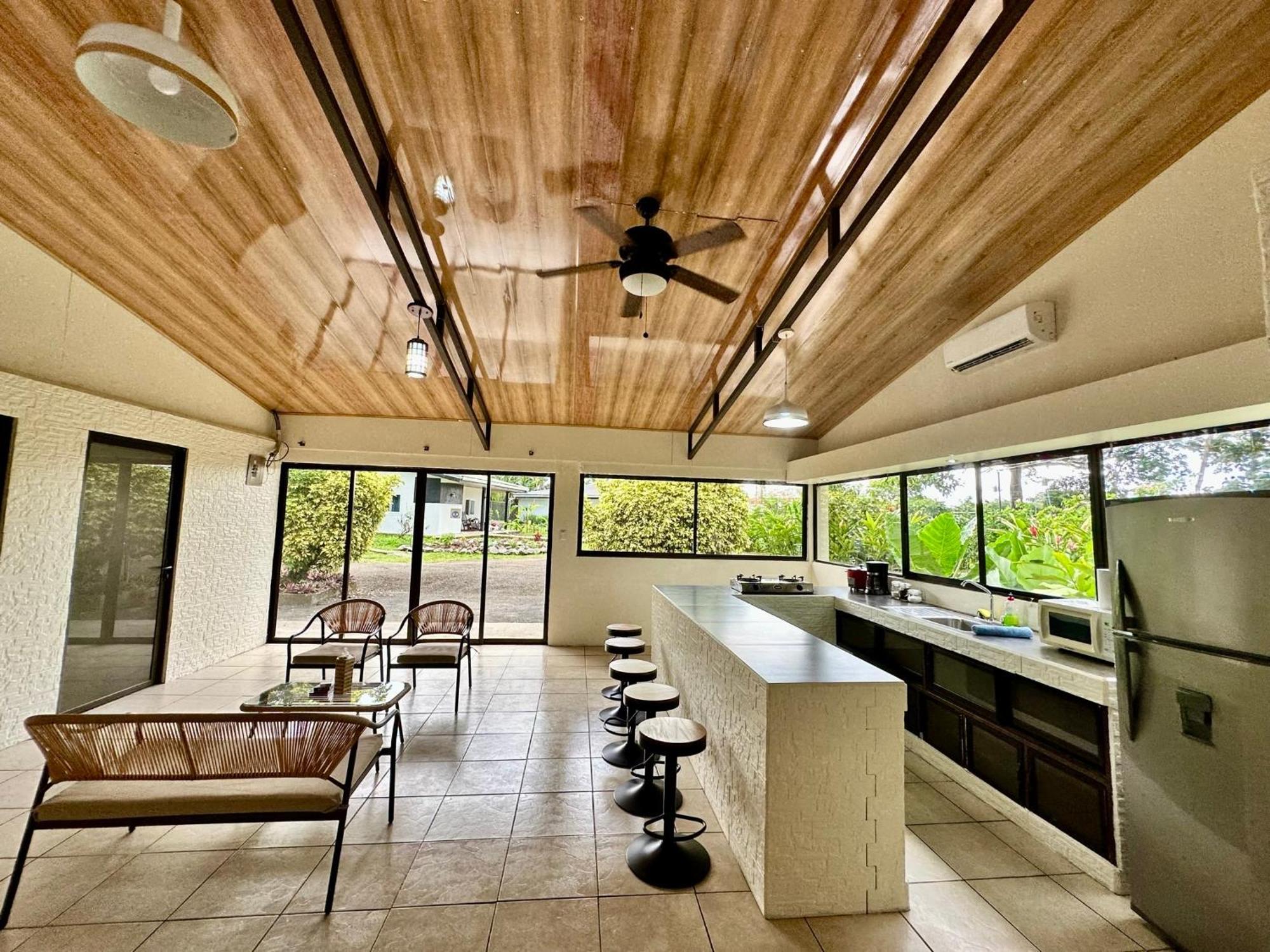 Almendros Eco-Villas Ла Фортуна Экстерьер фото